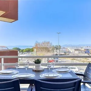 bahia-roses-centre.catalonia-hotels.com/